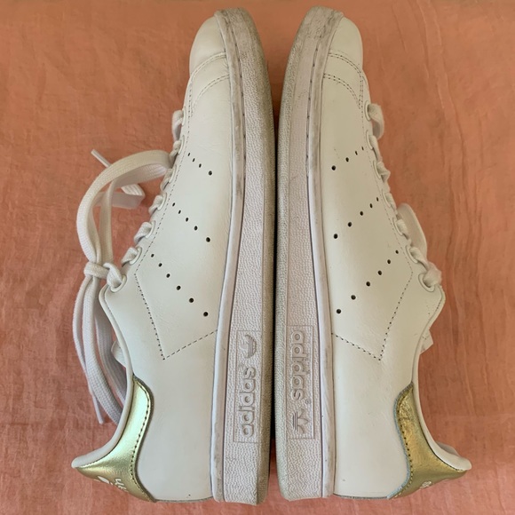 Adidas Classic Stan Smith Women’s Sneakers - Picture 5 of 10
